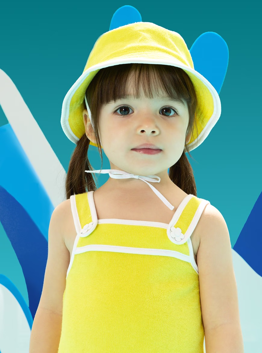 La collection de maillots de bains et accessoires de plage